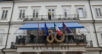 Radio Fiume: con “Senza parole” più italiano nell’etere